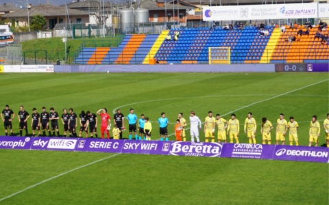 La Giana torna a mani vuote da Ospitaletto: festa salvezza rimandata