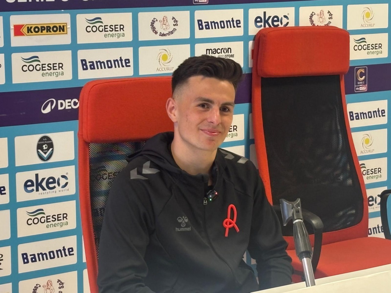 Striscione, applausi e abbracci: Stuckler, che emozione il ritorno a Gorgonzola