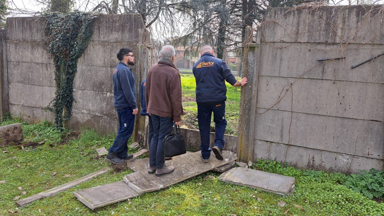 Due colpi in tre giorni: razzia di rame al cimitero