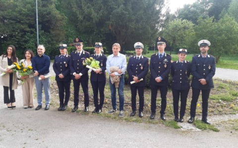 Salvarono un ciclista colto da malore, premiati con un encomio