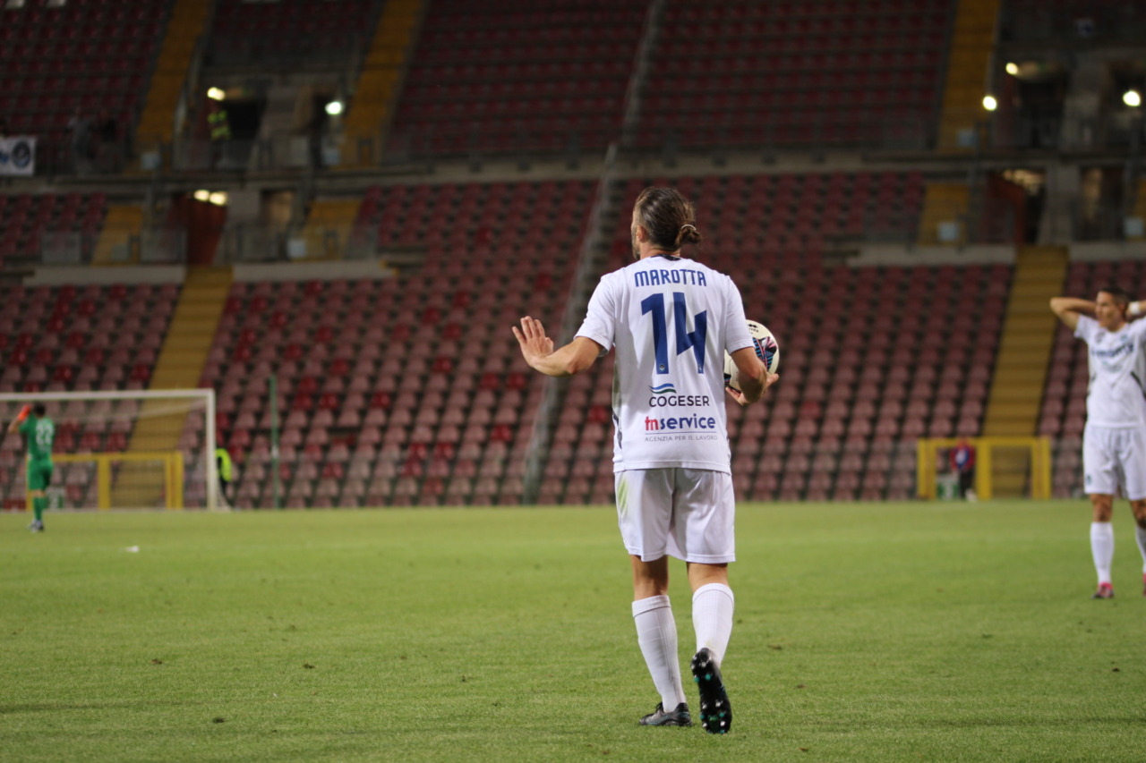 Giana, adesso per i playoff si fa dura: la Triestina vince 2-0