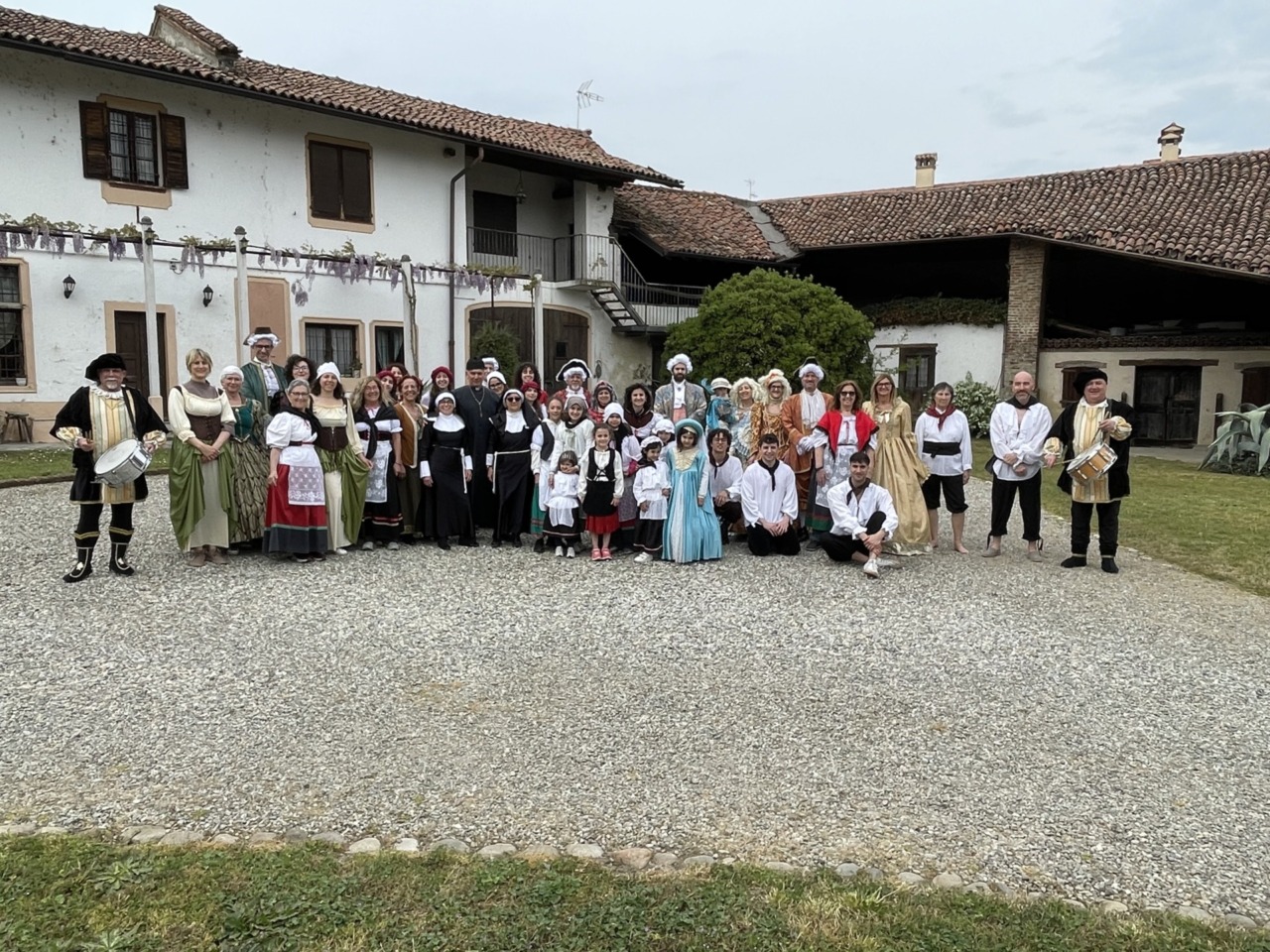 Vignate torna indietro nel tempo: la Redenzione conquista il paese