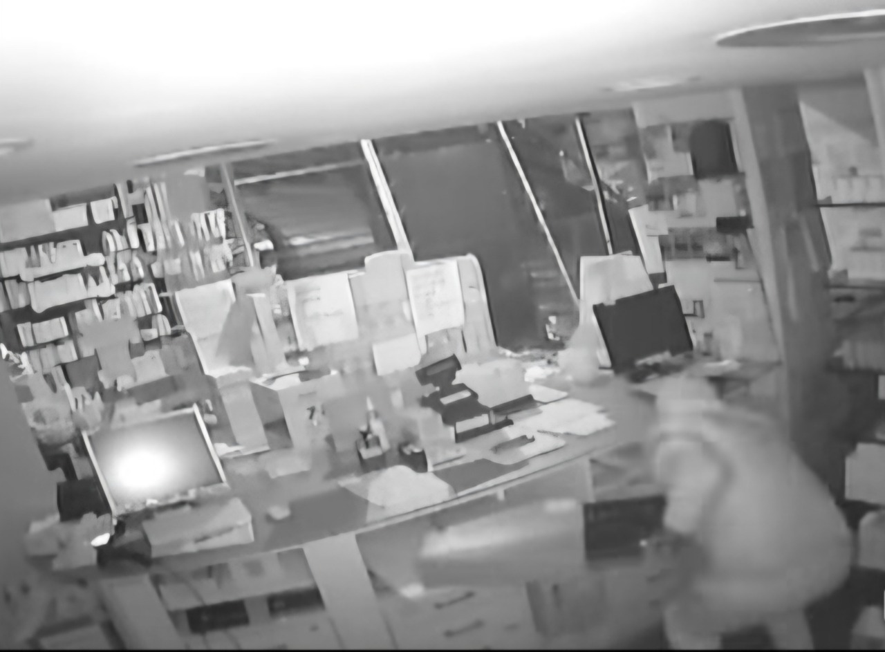 Furto alla Farmacia Comunale di Redecesio