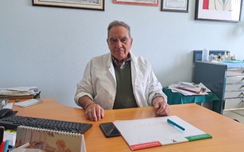 Costretto alla pensione per limiti di età, la città perde l’ennesimo medico