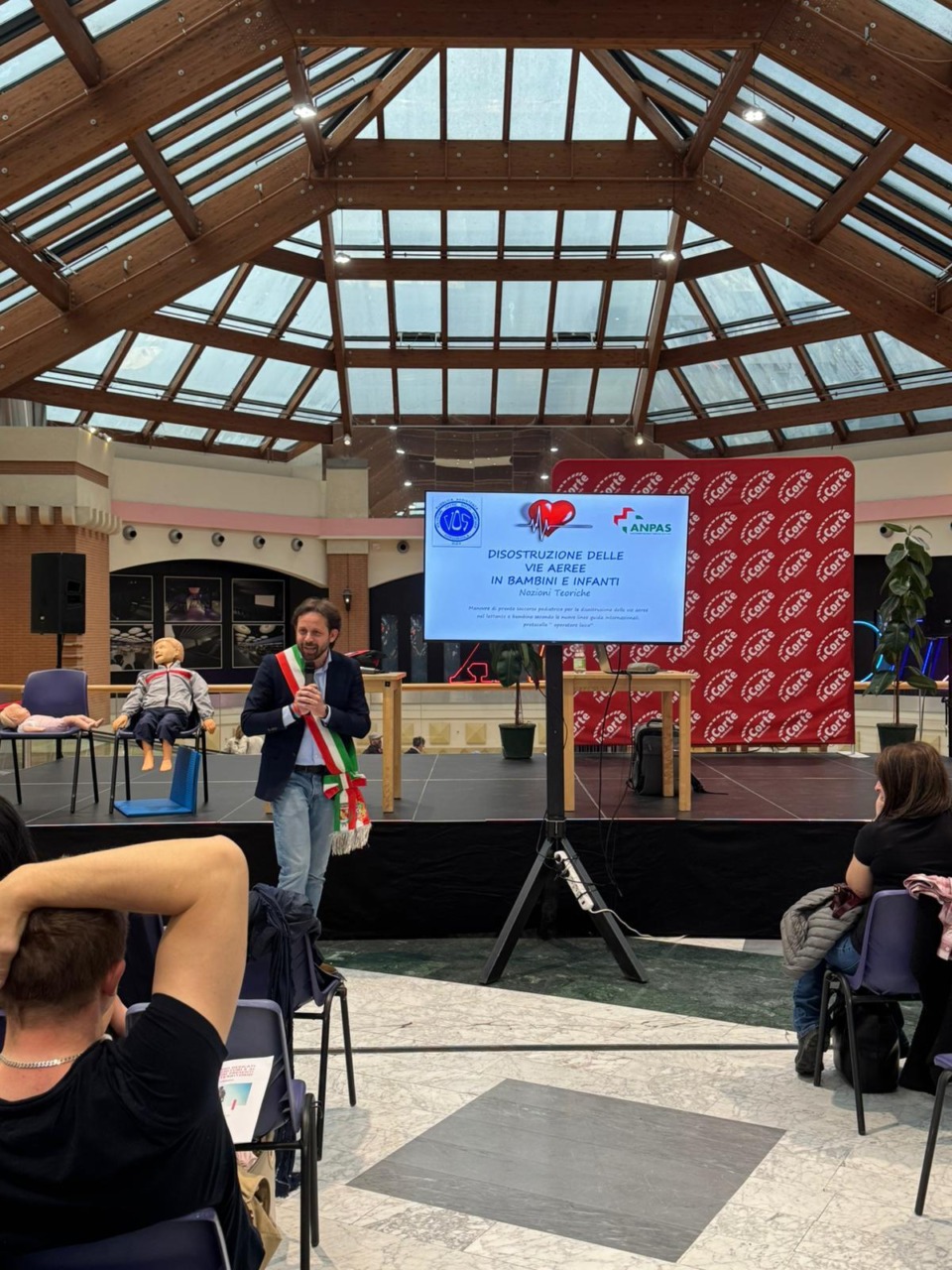 Una cerimonia di benvenuto… nel mondo per tutti i cittadini nati l’anno scorso