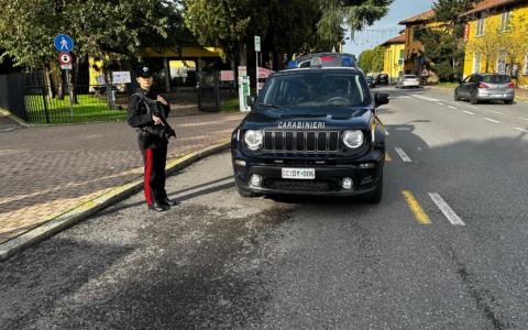 Violente rapine in serie: arrestati due giovani dai Carabinieri