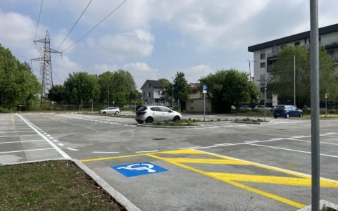 Inaugurato il nuovo parcheggio (ampliato) in centro: oltre 100 posti auto