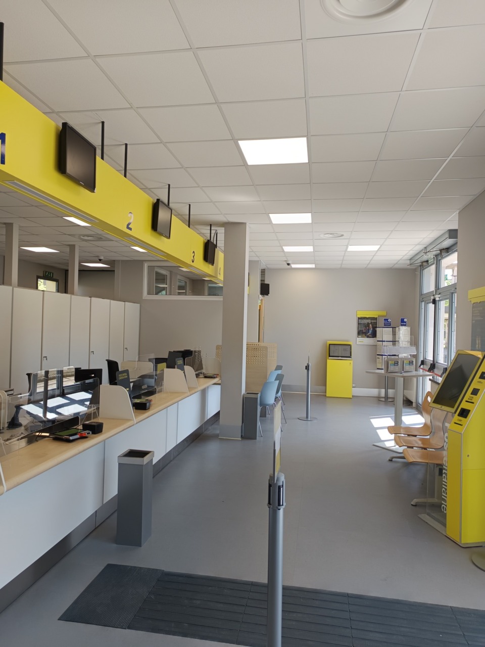 Dopo i lavori di ristrutturazione ha riaperto l’ufficio postale di via Mazzini