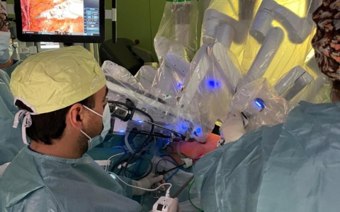 Chirurgia robotica in Asst Melegnano Martesana: duecento interventi eseguiti