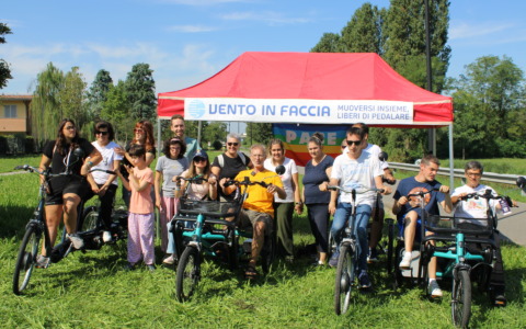 La “Cena in Rosa”, ovvero come aspettare il Giro d’Italia in modo inclusivo e solidale