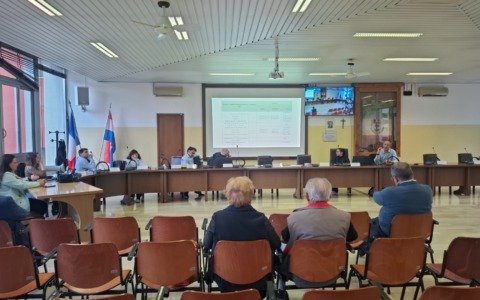 Cassina de Pecchi chiude con un bilancio positivo e un tesoretto da 1,2 milioni per il 2026