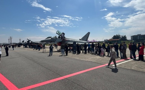 L’evento dell’Aeronautica militare fa il pieno: l’open day per i 101 anni va sold out