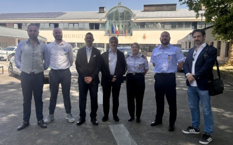 Gli agenti si alleano con l’intelligenza artificiale per la sicurezza