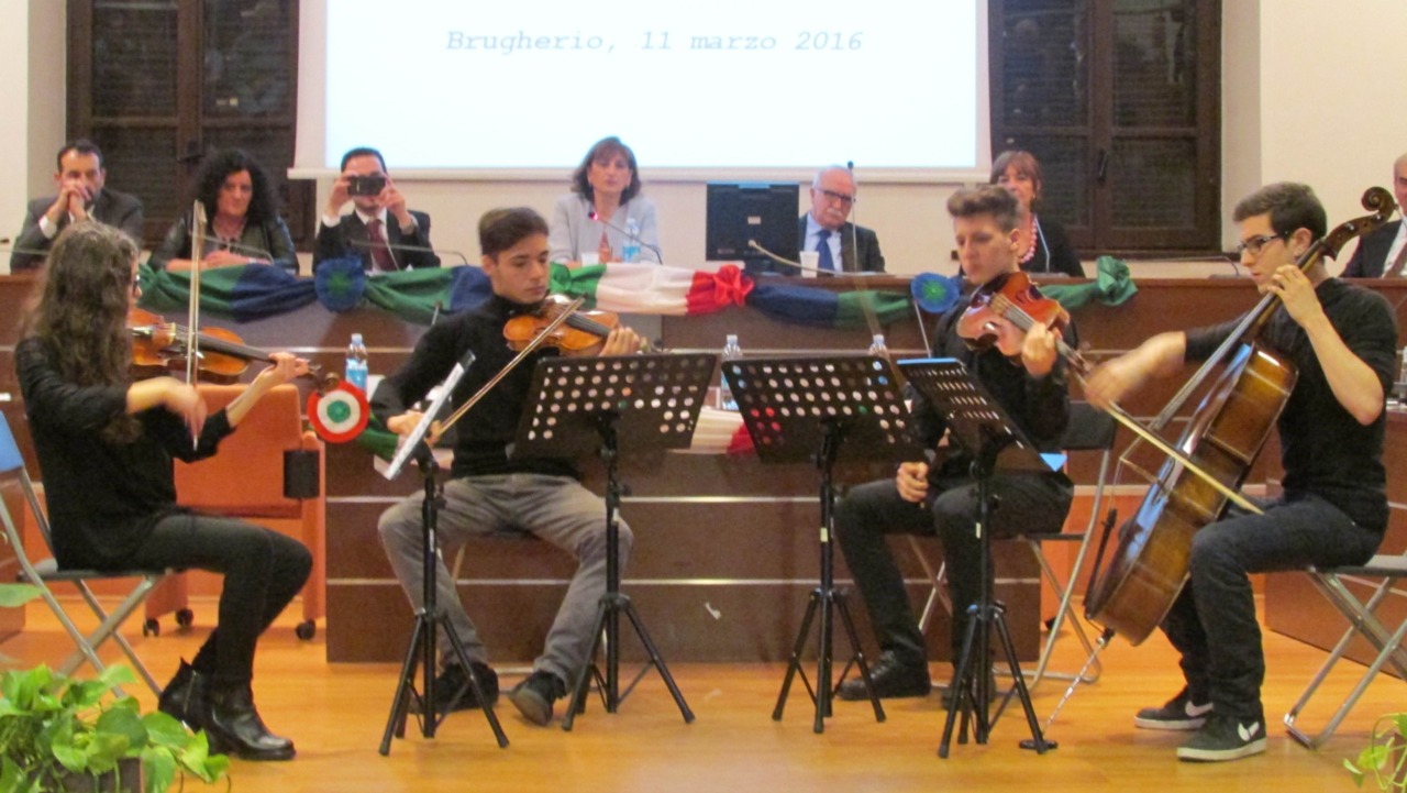 Un pomeriggio di note che fanno del bene con gli allievi della Scuola di Musica Piseri