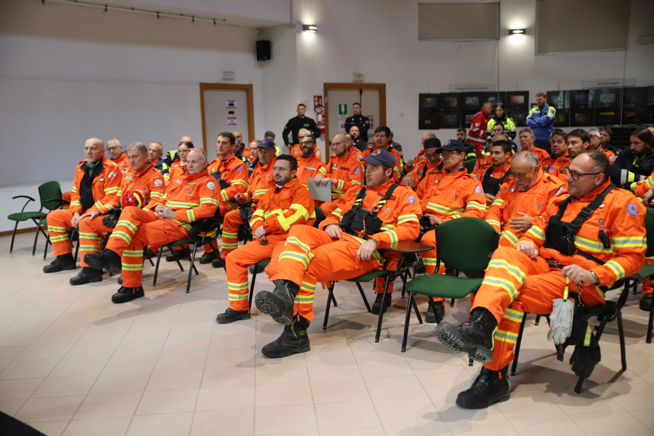 Esercitazione antincendio: Protezione civile in campo per addestrarsi