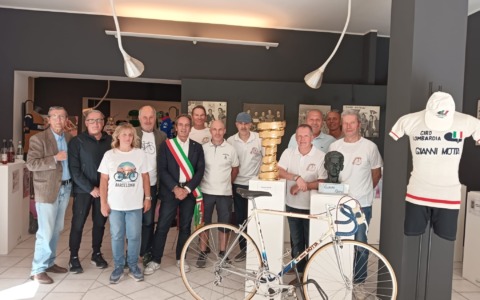 Il Giro di Gianni Motta: a Cassano d’Adda la mostra che celebra il campione e le bici che hanno fatto la storia