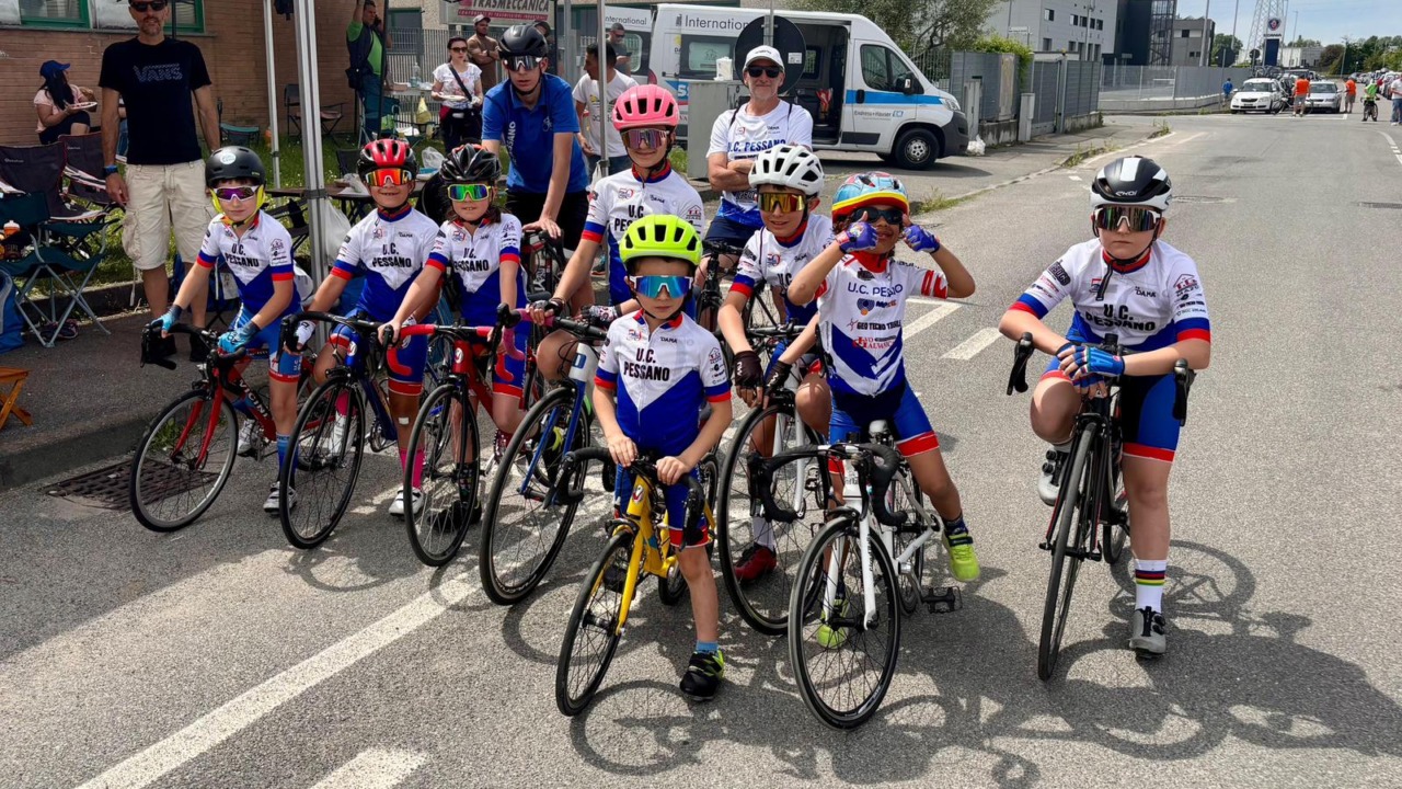 Giovani ciclisti dell’Uc Pessano al top nel weekend di gare. Aspettando il Giro…