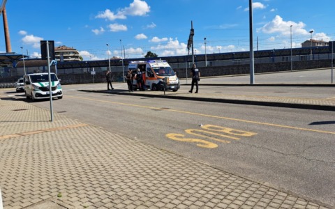 Ubriaco e con un taglio in testa delirava in stazione: intervengono le Forze dell’ordine