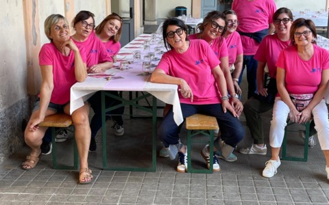 Aspettando il Giro d’Italia: solidarietà e a amicizia con la Cena in Rosa