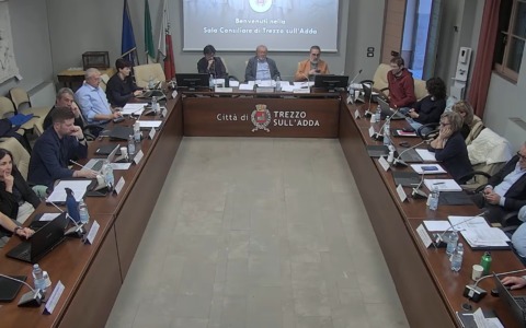Niente riprese in Consiglio: “Siamo troppo fotogenici per gli standard della maggioranza?”