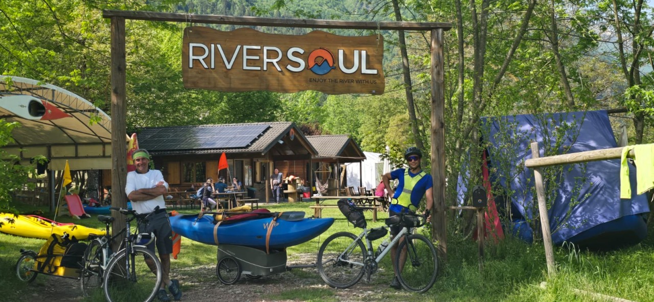 Dalle sponde dell’Adda al Sesia in bici… trainando il kayak
