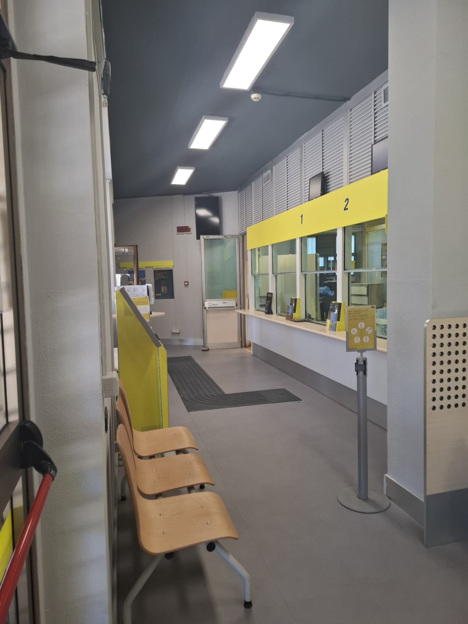 Terminati i lavori, l’ufficio postale riapre al pubblico
