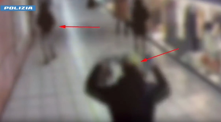 Aggrediscono un 62enne per rubargli l’orologio e spruzzano lo spray urticante a chi era intervenuto in difesa della vittima