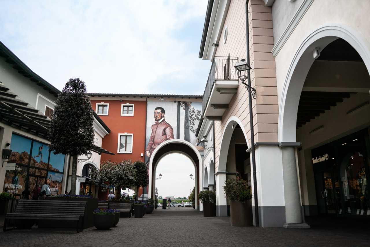 ll Franciacorta Designer Village si colora di arte urbana