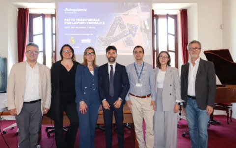 Aaa conducenti cercansi: patente e corso di formazione lo paga il futuro datore di lavoro