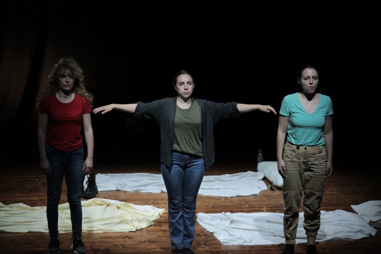Con “Bagno 13” si chiude l’edizione 2026 della rassegna teatrale Spem