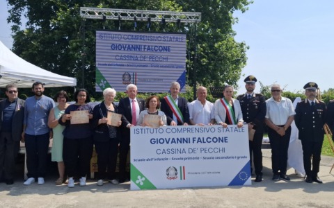 L’Istituto Comprensivo è interamente intitolato a Giovanni Falcone