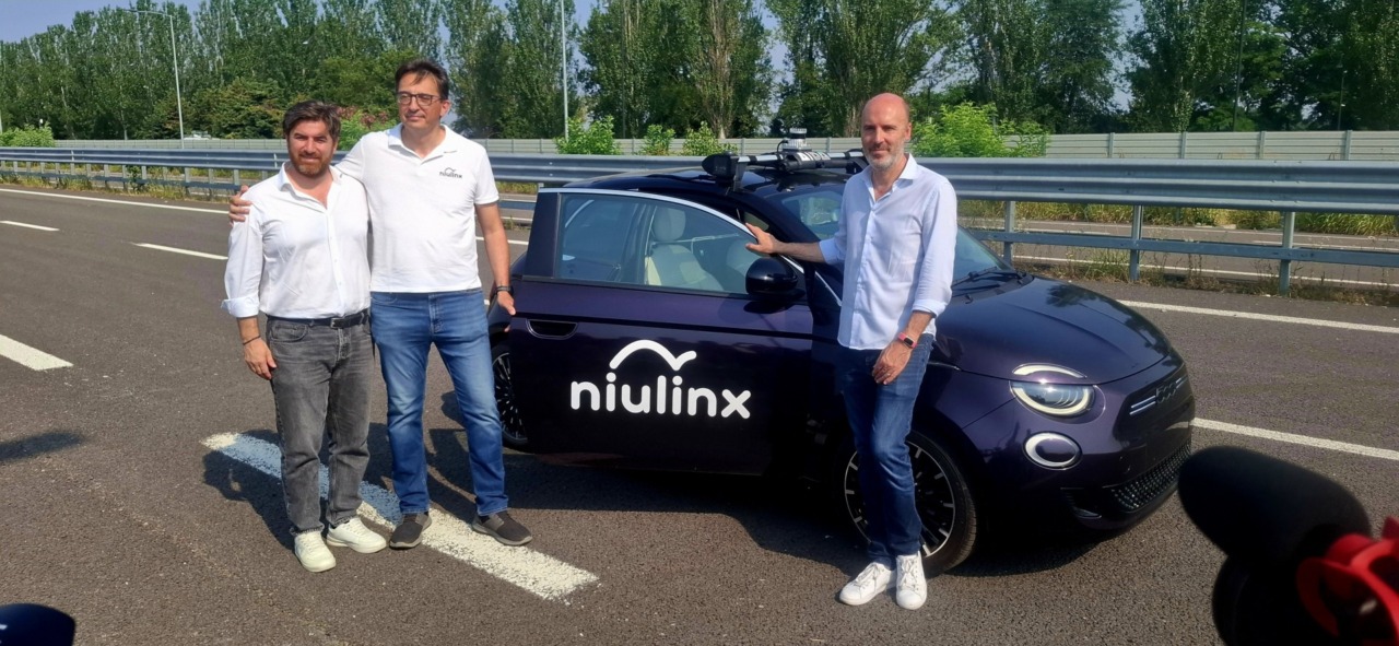 Guida Autonoma: il futuro parte da Segrate con il debutto del primo “Robo-sharing”