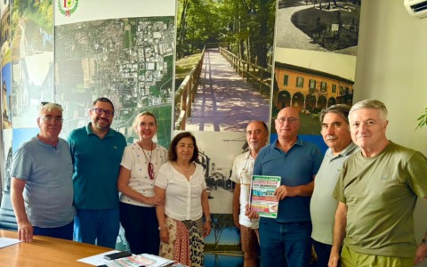 Il Comitato di quartiere presenta la petizione: i cittadini chiedono la caserma della Polizia in stazione