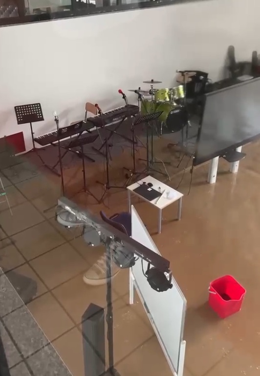Dopo la tempesta la scuola è ko. Trasferiti gli esami di terza media in un altro Comune