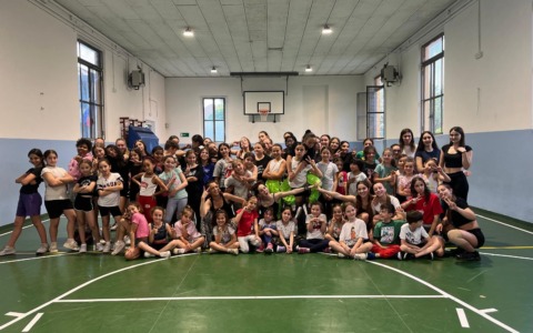 È stato un trionfo di emozioni in Sala Argentia: 140 ballerini e un successo da medaglia d’oro