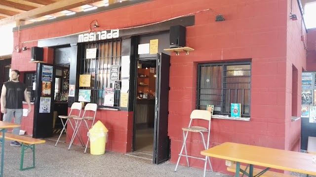 Noleggio non autorizzato di tavoli e sedie: maxi sanzione al bar del Parco Increa