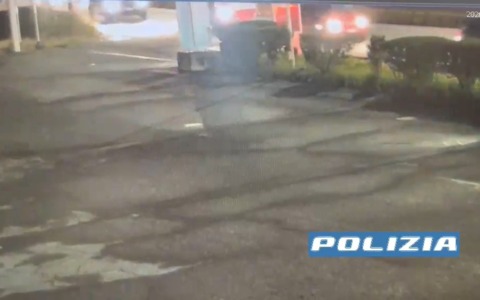 Assalirono il pullman della Giana Erminio: daspo ai tifosi del Lecco