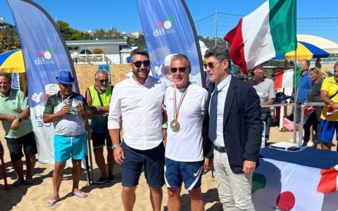 Pietro Temporali vola ai Campionati italiani di beach bocce