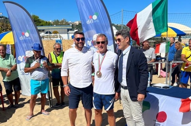 Pietro Temporali vola ai Campionati italiani di beach bocce