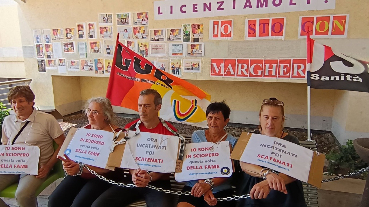 La mobilitazione per Margherita Napoletano continua: “La direzione ci intima di andarcene”