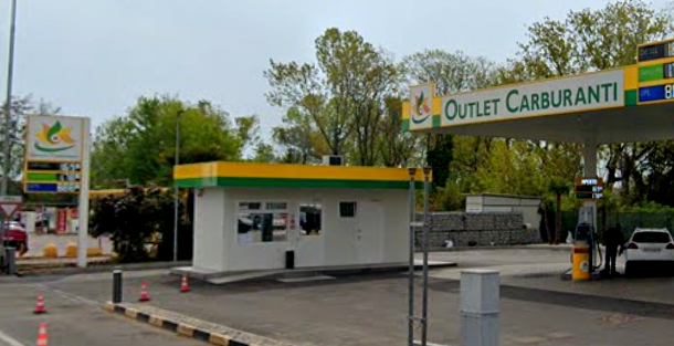 L’Outlet carburanti finisce nel mirino della Finanza: maxi sequestro da 60 milioni di euro