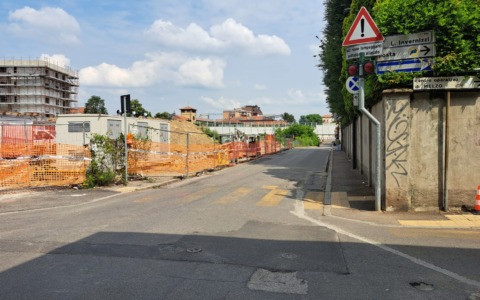 Parcheggi, sensi unici e polemiche: il punto sulla viabilità cittadina