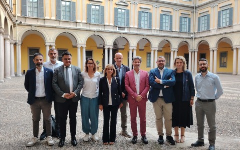Emergenza blackout: sindaci e gestori delle reti a confronto davanti al prefetto