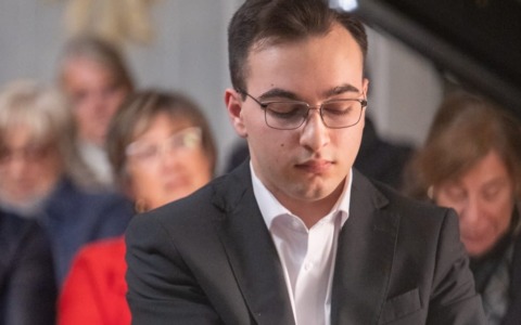 “Eco di note”: concerto pianistico nella sede del Corpo musicale