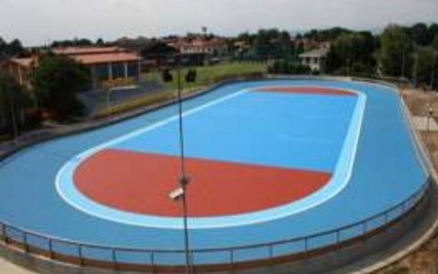 Una pista di pattinaggio da un milione di euro nel centro sportivo
