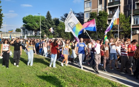 Niente patrocinio al Pride, il sindaco replica alle accuse: “Non condividiamo la piattaforma politica e proteste strumentali”