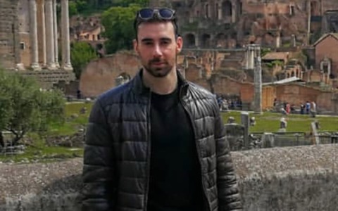 Morì da innocente in una gara tra automobilisti: non aveva le cinture, risarcimento dimezzato