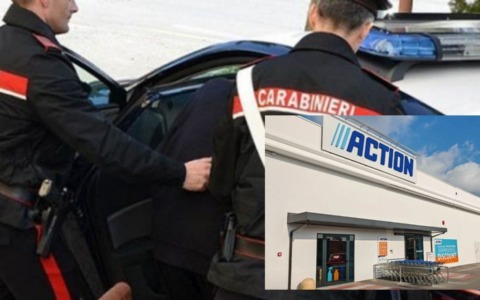 Mentre fa la spesa con la famiglia, brigadiere sventa un furto nel discount dopo una violenta colluttazione