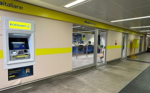 Ufficio postale di Linate: punto di riferimento non solo per i passeggeri dell’aeroporto