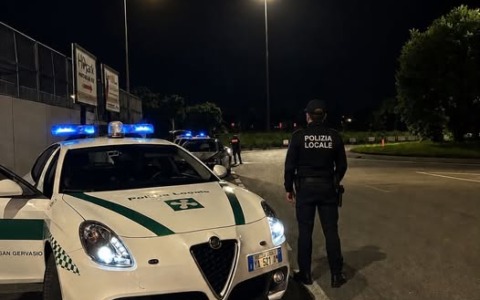Fugge ai controlli: inseguito, identificato e denunciato